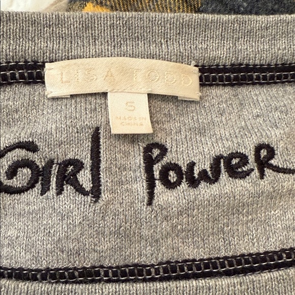 Lisa Todd Girl Power Cashmere blend sweater
W19 - Picture 5 of 7